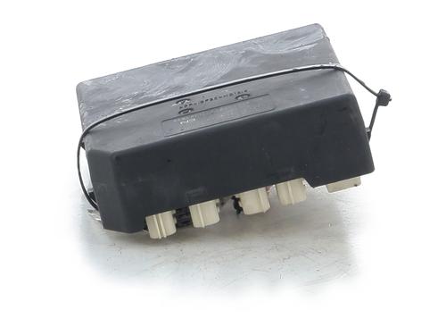 Used Fuse box Fuse box RENAULT LAGUNA III Grandtour (KT0/1) 2.0 dCi (KT07, KT0J, KT14, KT1A, KT1S) (131 hp) 33280050 33280050