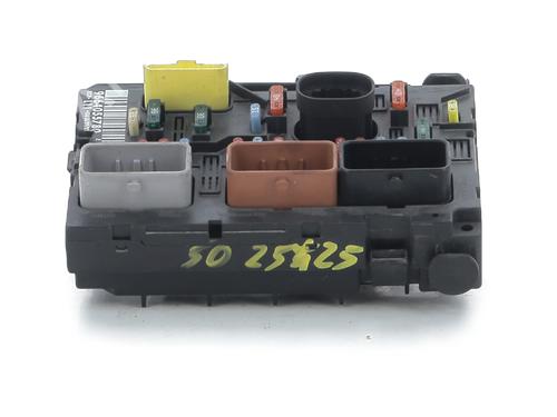 Used Fuse box PEUGEOT 307 (3A/C) 1.4 16V (88 hp) 32130921