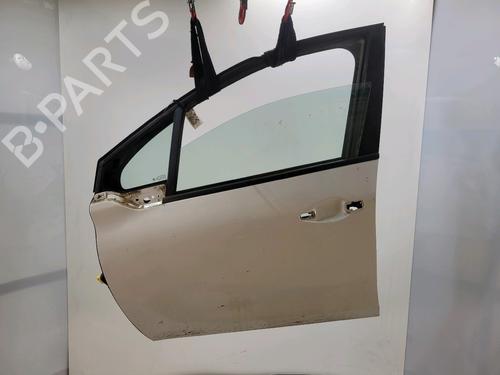 Used Left front door PEUGEOT 208 I (CA_, CC_) 1.6 HDi (92 hp) 28311129