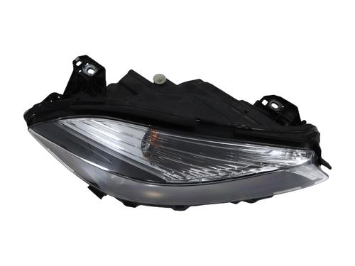 Right headlight MERCEDES-BENZ A-CLASS (W176) A 160 CDI / d (176.011) | BP29873946C29