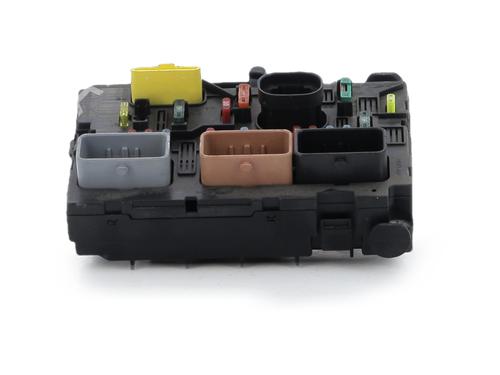Used Fuse box Fuse box 37228531 37228531
