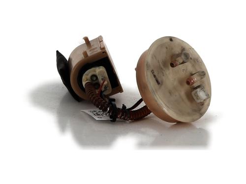 Used Fuel pump PEUGEOT 306 (7B, N3, N5) 1.6 SR (89 hp) 31303611