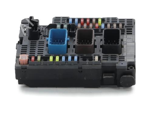 Used Fuse box PEUGEOT 308 II (LB_, LP_, LW_, LH_, L3_) 1.6 HDi / BlueHDi 115 (115 hp) 29964389