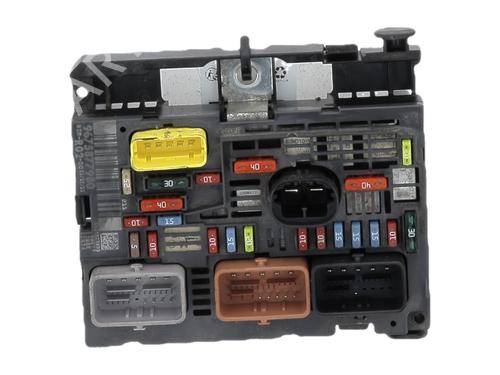 Fuse box CITROËN C5 III (RD_) 2.2 HDi 200 (RD4HLA) | BP40277993E1 - Image 2