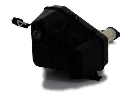 Used Windscreen washer tank KIA SPORTAGE II (JE_, KM_) 2.0 CRDi 4WD (140 hp) 29874437