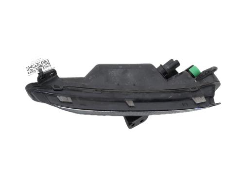 Used Left daytime light Left daytime light 37532190 37532190