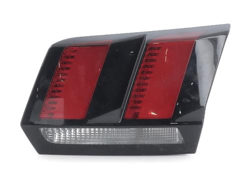 Used Right tailgate light Right tailgate light PEUGEOT 3008 II SUV (MC_, MR_, MJ_, M4_) 1.5 BlueHDi 130 (131 hp) 34337323 34337323
