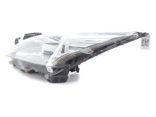 Used Right headlight Right headlight PEUGEOT 3008 I MPV (0U_) 1.6 HDi (114 hp) 32769766 32769766