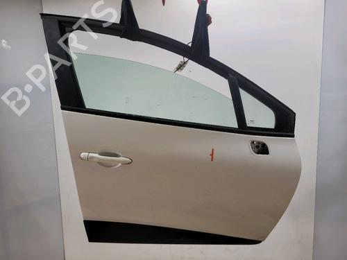 right-front-door-renault-clio-iv-bh_-2012-2013-2014-2015-2016-2017-2018-2019-2020-2021-33567564 main image