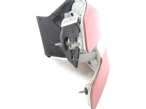 Left taillight PEUGEOT 308 SW II (LC_, LJ_, LR_, LX_, L4_) 1.6 HDi / BlueHDi 115 (LCBHXM, LCBHXT) | BP27269156C34 
