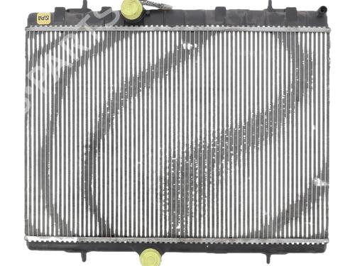 Used Water radiator Water radiator 39394601 39394601