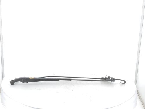 Used Front windshield wiper arm TOYOTA AYGO (_B1_) 1.0 (KGB10_, KGB10R) (68 hp) 27912755
