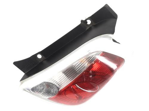 right-taillight-fiat-500-312_-2007-32334003 main image