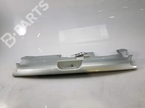 Used Front grille Front grille PEUGEOT 306 Break (7E, N3, N5) 2.0 HDI 90 (90 hp) 11184780 11184780