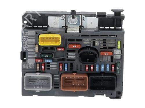 Fuse box CITROËN C4 I (LC_) 1.6 HDi | BP31876367E1