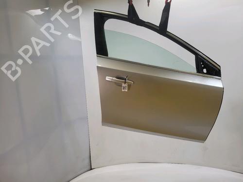 Used Right front door Right front door 39523969 39523969