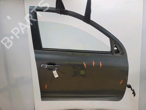 Used Right front door NISSAN MICRA IV (K13K, K13KK) 1.2 (80 hp) 32401607