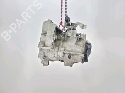 Used Gearbox VW POLO V (6R1, 6C1) 1.2 (60 hp) 28106191