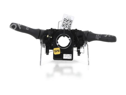 switch-nissan-micra-v-k14-2016-32225705 main image