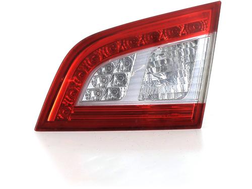 Feu de coffre droit PEUGEOT 508 SW I (8E_) 2.2 HDi (204 hp) 31699642