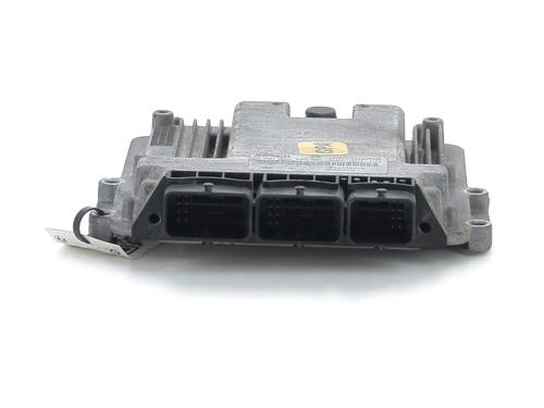 Used Engine control unit (ECU) RENAULT TRAFIC II Van (FL) 2.0 dCi 90 (FL0H, FL00, FL01, FL0M, FL0P, FL0S) (90 hp) 31304364