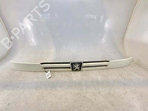 Used Grille PEUGEOT BOXER Van (230L) 2.5 TDI (107 hp) 21564674
