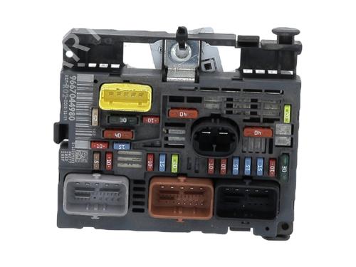 Fuse box PEUGEOT 3008 I MPV (0U_) 2.0 HDi 150 / BlueHDi 150 | BP29964240E1
