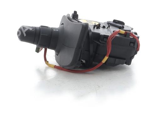 switch-renault-clio-iii-br01-cr01-2005-2006-2007-2008-2009-2010-2011-2012-2013-2014-32401407 main image