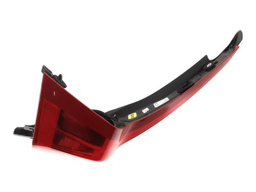 Used Left taillight VOLVO V60 I (155) D5 (215 hp) 32006393