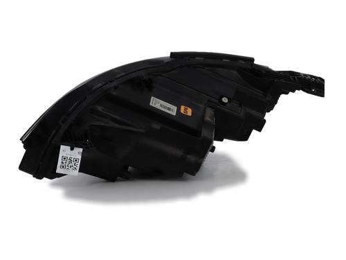 Right headlight PEUGEOT 3008 II SUV (MC_, MR_, MJ_, M4_) 1.5 BlueHDi 130 | BP29623841C29 