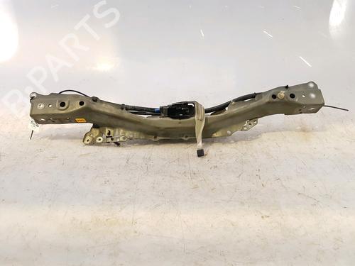 Used Crossmember HONDA JAZZ III (GE_, GG_, GP_, ZA_) 1.3 HYBRID (GP1) (102 hp) 25830856