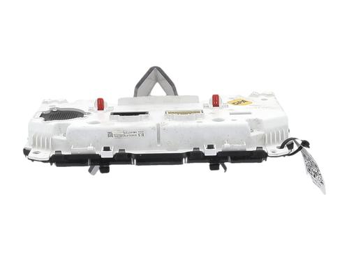 instrument-cluster-toyota-yaris-_p21_-_pa1_-_ph1_-2020-36428478 main image