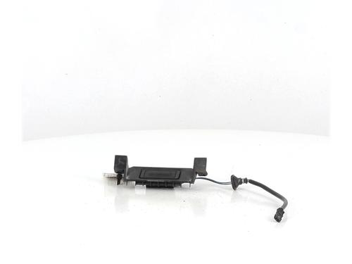 Used Tailgate handle CHEVROLET CAPTIVA (C100, C140) 2.2 D 4WD (184 hp) 32013553