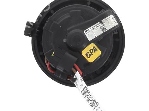 Used Heater blower motor DACIA DUSTER (HM_) 1.5 dCi 115 4x4 (HMAD) (116 hp) 33111073