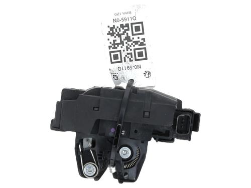 Bagklap lås OPEL CROSSLAND X / CROSSLAND (P17, P2QO) 1.5 Turbo D (75) (102 hp) 32770429