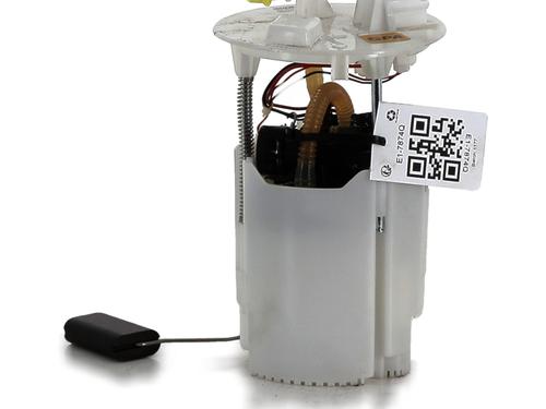 Used Fuel pump RENAULT TWINGO III (BCM_, BCA_) 1.0 SCe 70 (71 hp) 31367634