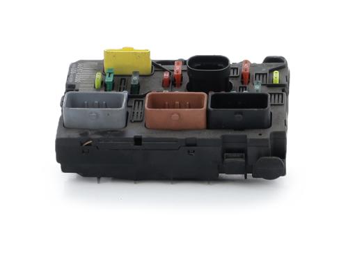 fuse-box-peugeot-307-cc-3b-2003-2004-2005-2006-2007-2008-2009-35748678 main image