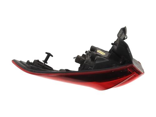 left-taillight-renault-clio-iv-grandtour-kh_-2012-2013-2014-2015-2016-2017-2018-2019-2020-2021-32202189 main image