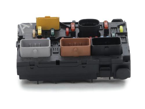 Used Fuse box PEUGEOT 207 (WA_, WC_) 1.4 (73 hp) 30474411
