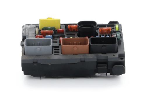 Used Fuse box Fuse box CITROËN C5 III (RD_) 2.0 HDi (RDRHD8, RDRHDJ, RDRHR8, RDRHRJ) (136 hp) 34531916 34531916