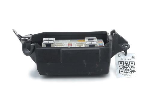 Sikringsdåse RENAULT CLIO III (BR0/1, CR0/1) 1.5 dCi (BR17, CR17) (86 hp) 31699738