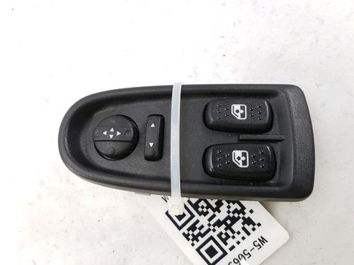 Used Left front window switch Left front window switch IVECO DAILY IV Platform/Chassis [2006-2012] 10454274 10454274