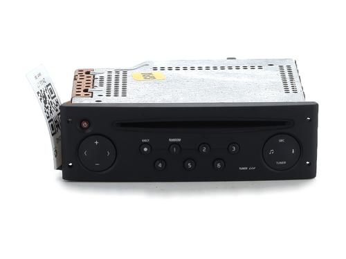 Used Radio Radio RENAULT CLIO II (BB_, CB_) 1.4 16V (B/CB0P, BB13) (98 hp) 33033421 33033421