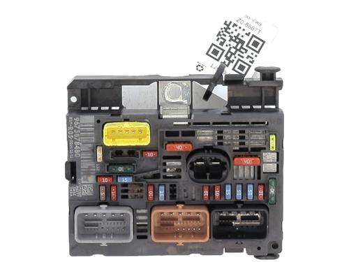 Fuse box PEUGEOT 308 I (4A_, 4C_) 1.6 HDi | BP28365145E1 