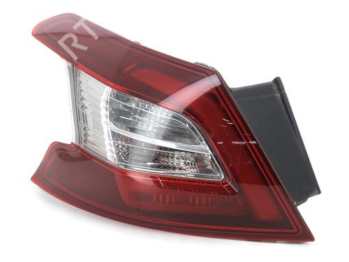Left taillight PEUGEOT 308 II (LB_, LP_, LW_, LH_, L3_) 1.2 THP 130 | BP28713192C34 
