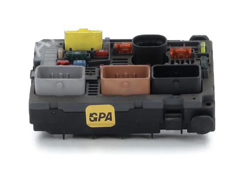Used Fuse box Fuse box PEUGEOT PARTNER Tepee [2008-2026] 34272944 34272944