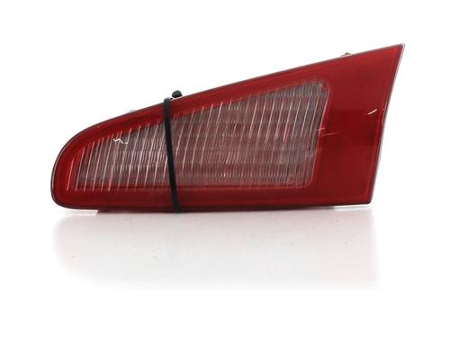 right-tailgate-light-alfa-romeo-147-937_-2000-2001-2002-2003-2004-2005-2006-2007-2008-2009-2010-32153239 main image