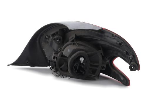 Left taillight PEUGEOT 208 I (CA_, CC_) 1.2 VTI 82 | BP32202328C34