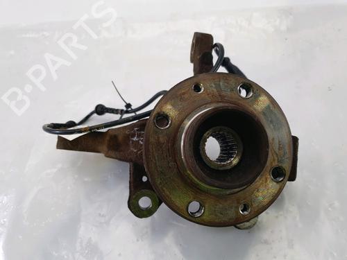 Used Left front steering knuckle RENAULT CLIO III (BR0/1, CR0/1) 1.5 dCi (C/BR0G, C/BR1G) (68 hp) 27813152