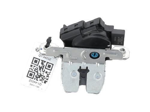 Used Tailgate lock MG MG ZS SUV (AZS1) 1.5 VTi (106 hp) 31303614